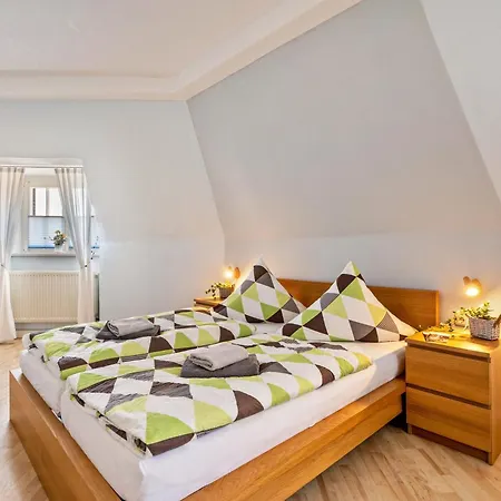 Gaestezimmer Am Kleinmarkt Guest house