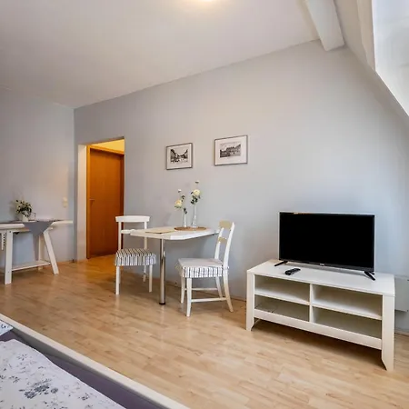 Gaestezimmer Am Kleinmarkt 3*